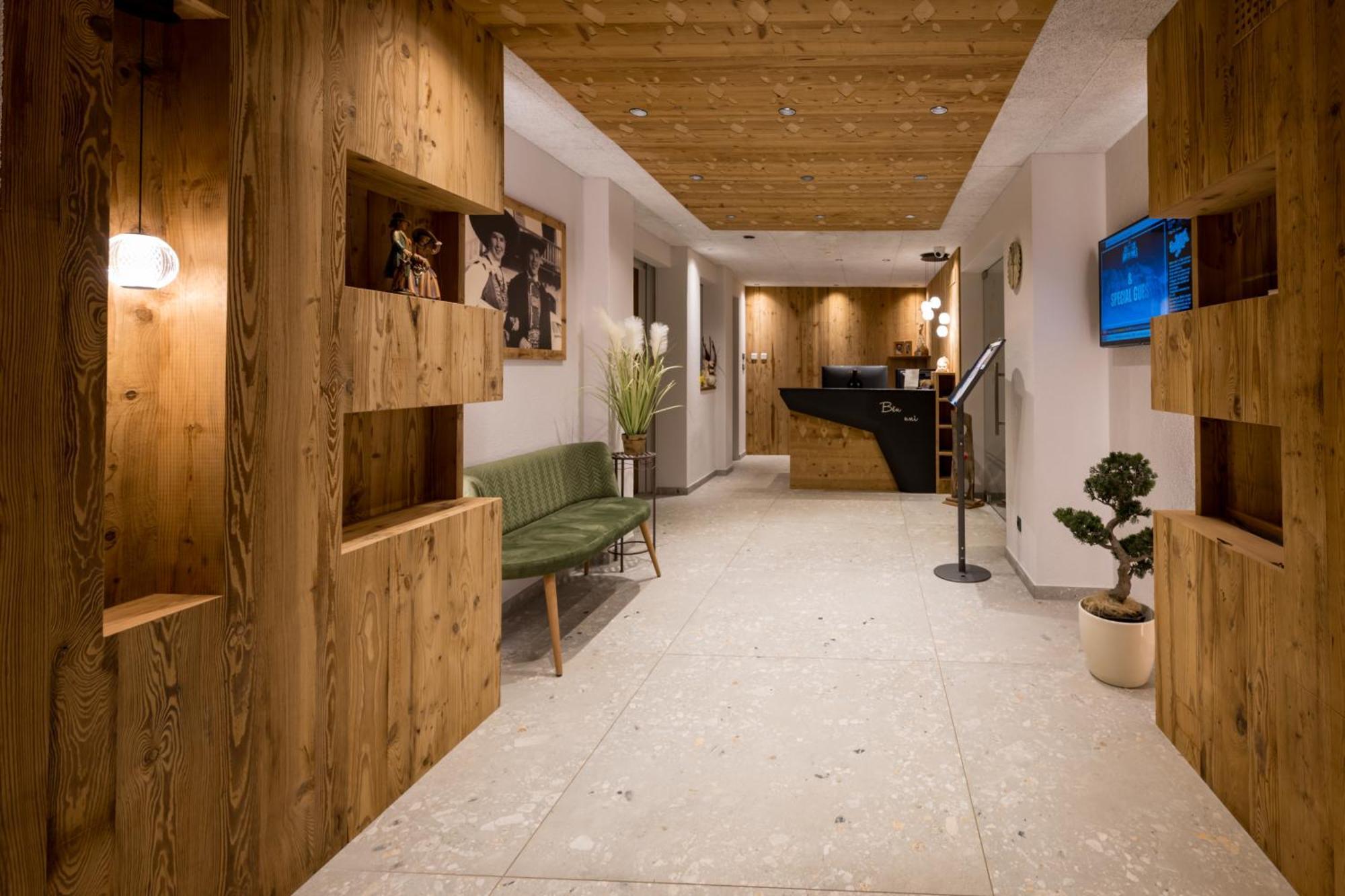 Hotel Vernel Santa Cristina Val Gardena Exterior foto